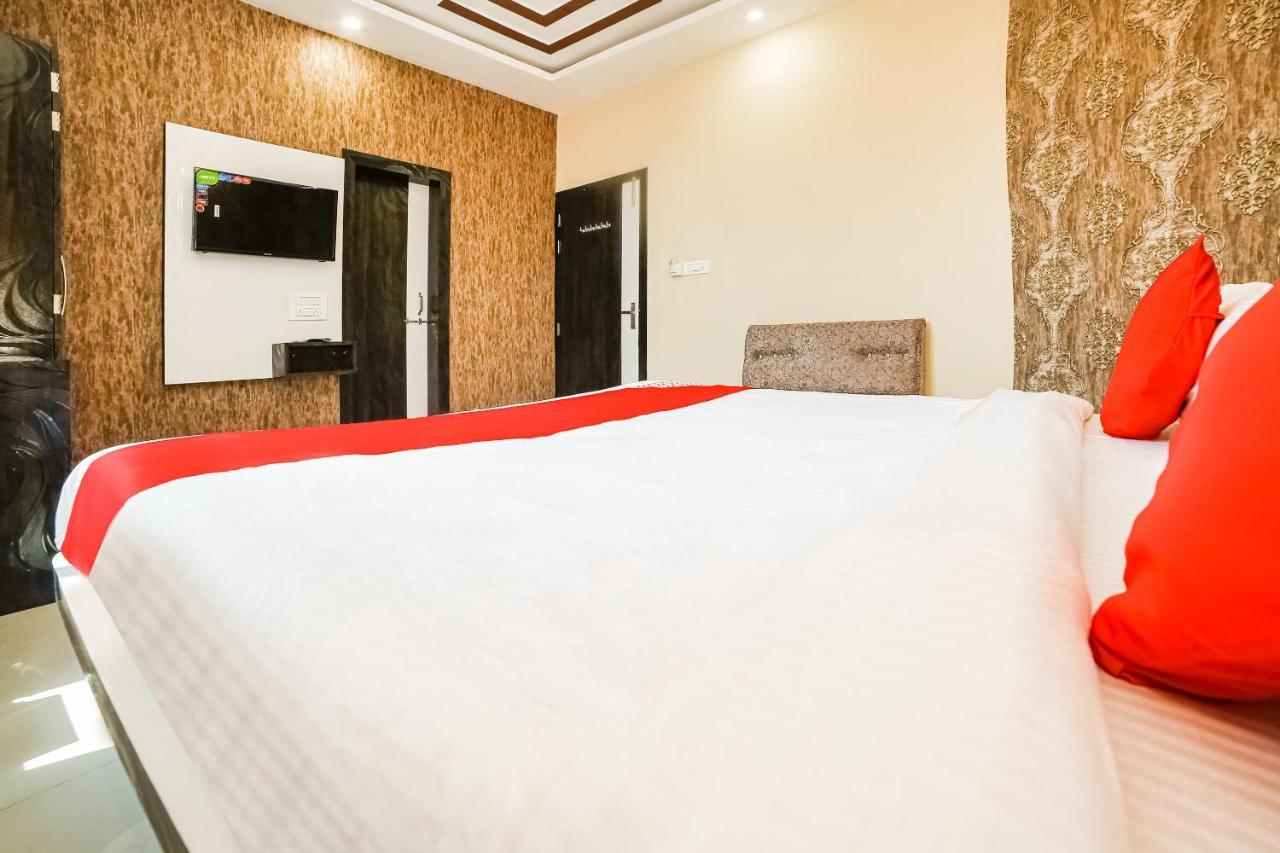 Oyo 41923 Prema Kunj Resort Jhānsi Extérieur photo