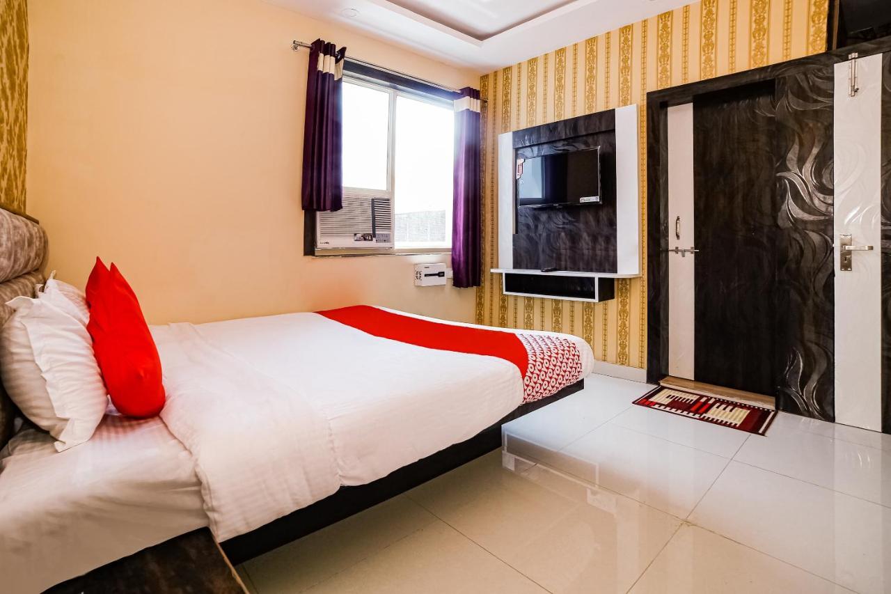 Oyo 41923 Prema Kunj Resort Jhānsi Extérieur photo